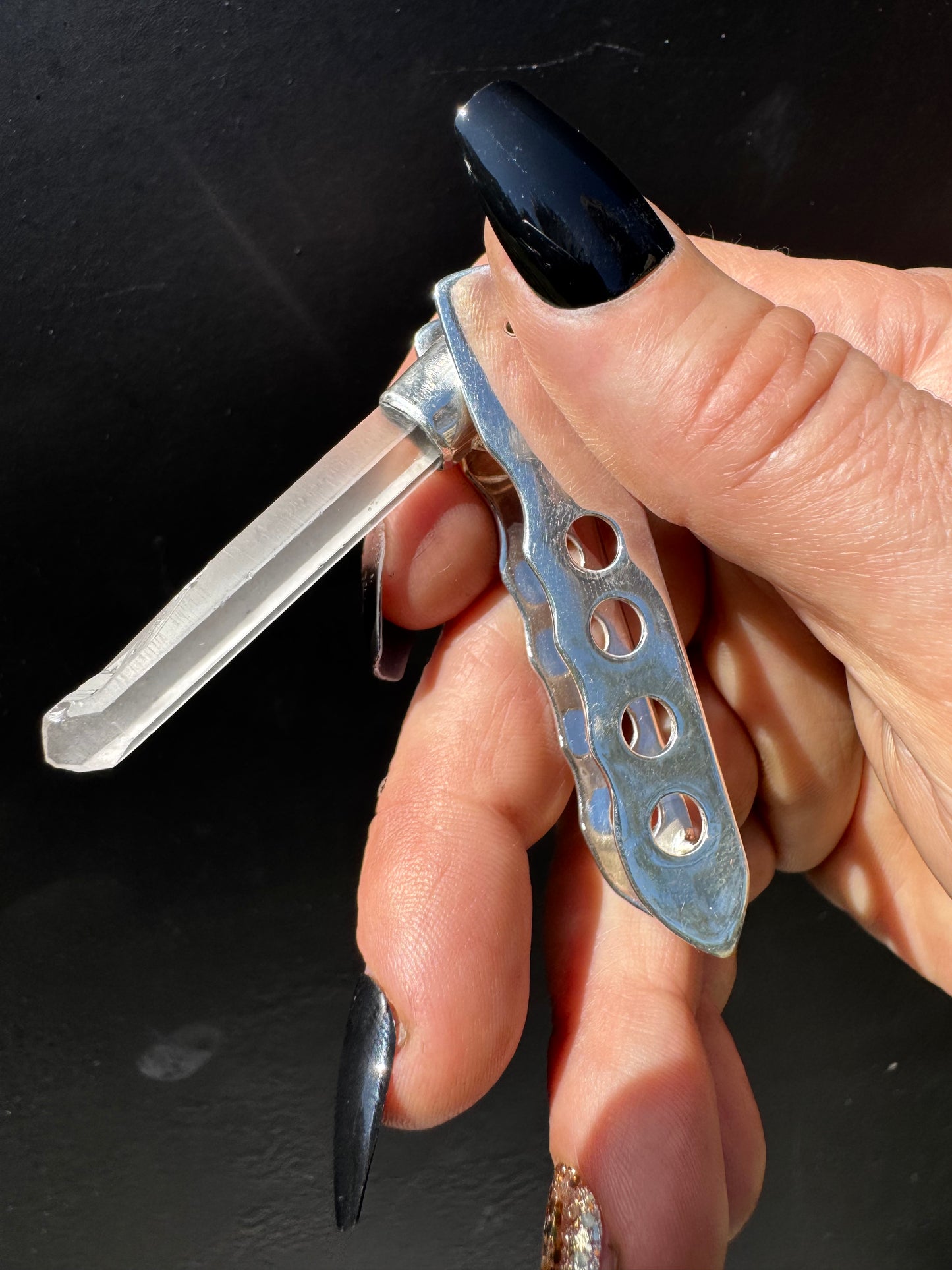 Light Crystal Switchblade
