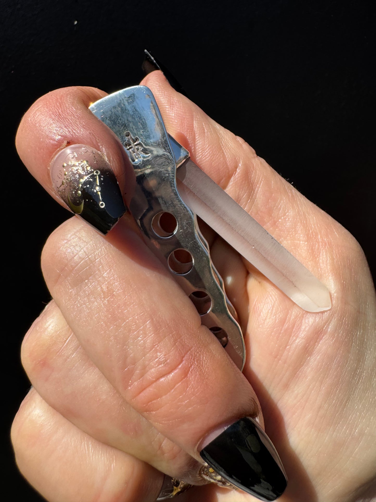 Light Crystal Switchblade