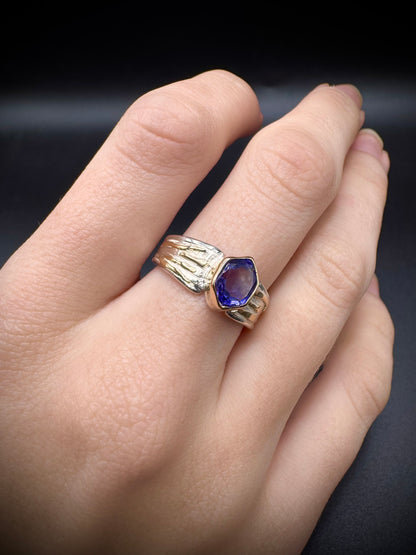 Queen of the Twilight