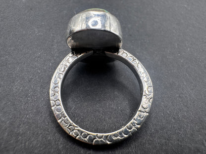 Crazy 8 Ring