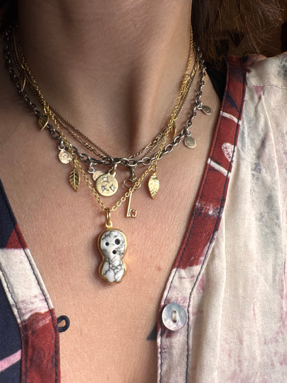 Kodama Leaf Necklace 2/2
