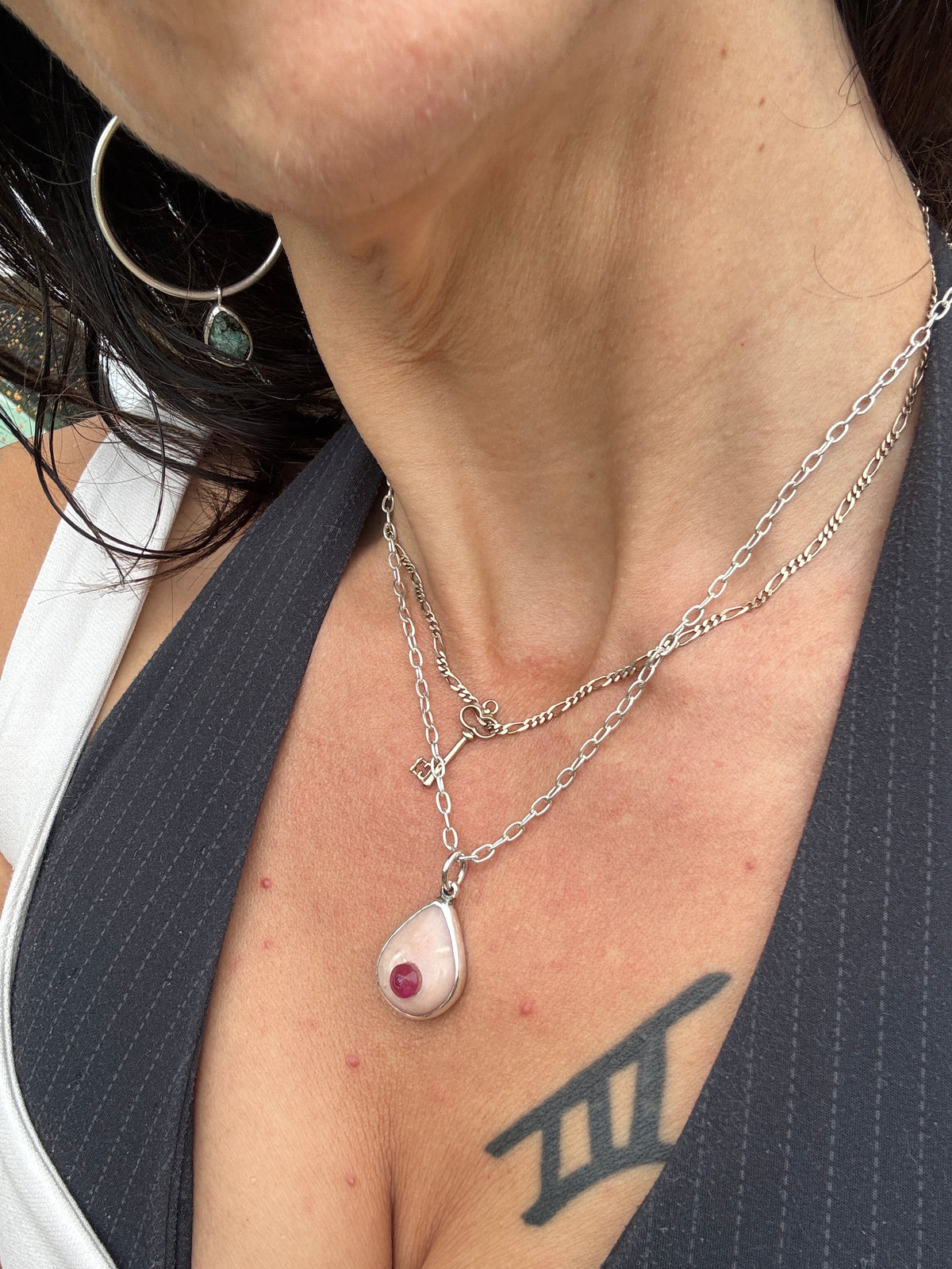 Breast Friend