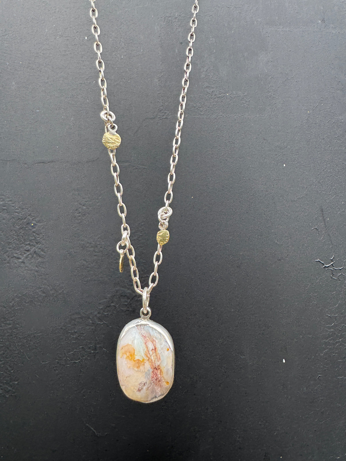 Opalized Clam