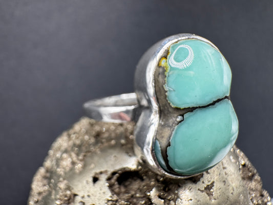 Crazy 8 Ring
