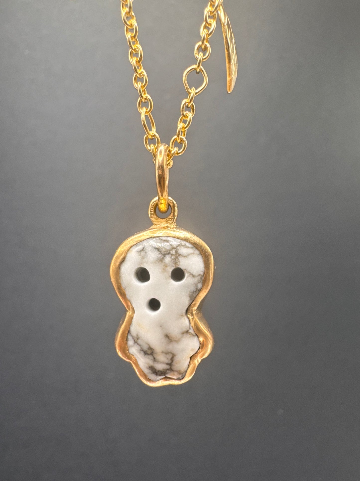 Kodama Leaf Necklace 1/2
