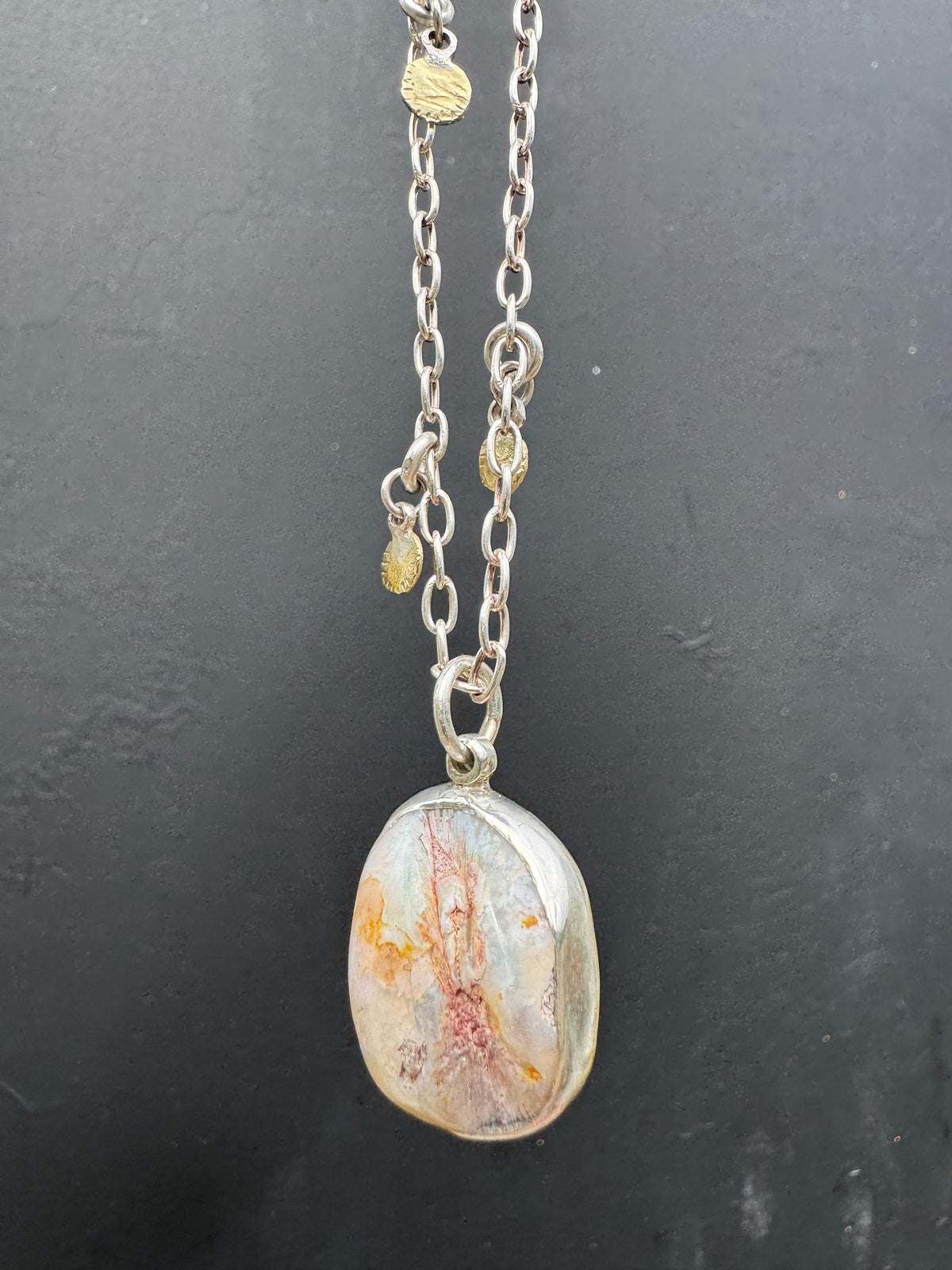 Opalized Clam