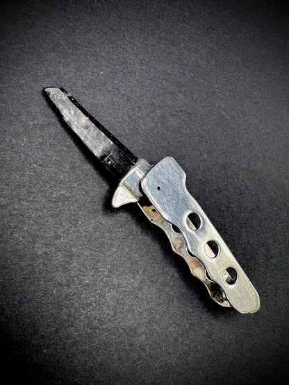 Dark Crystal Switchblade