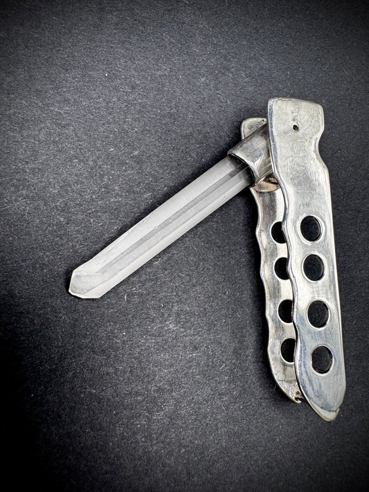 Light Crystal Switchblade